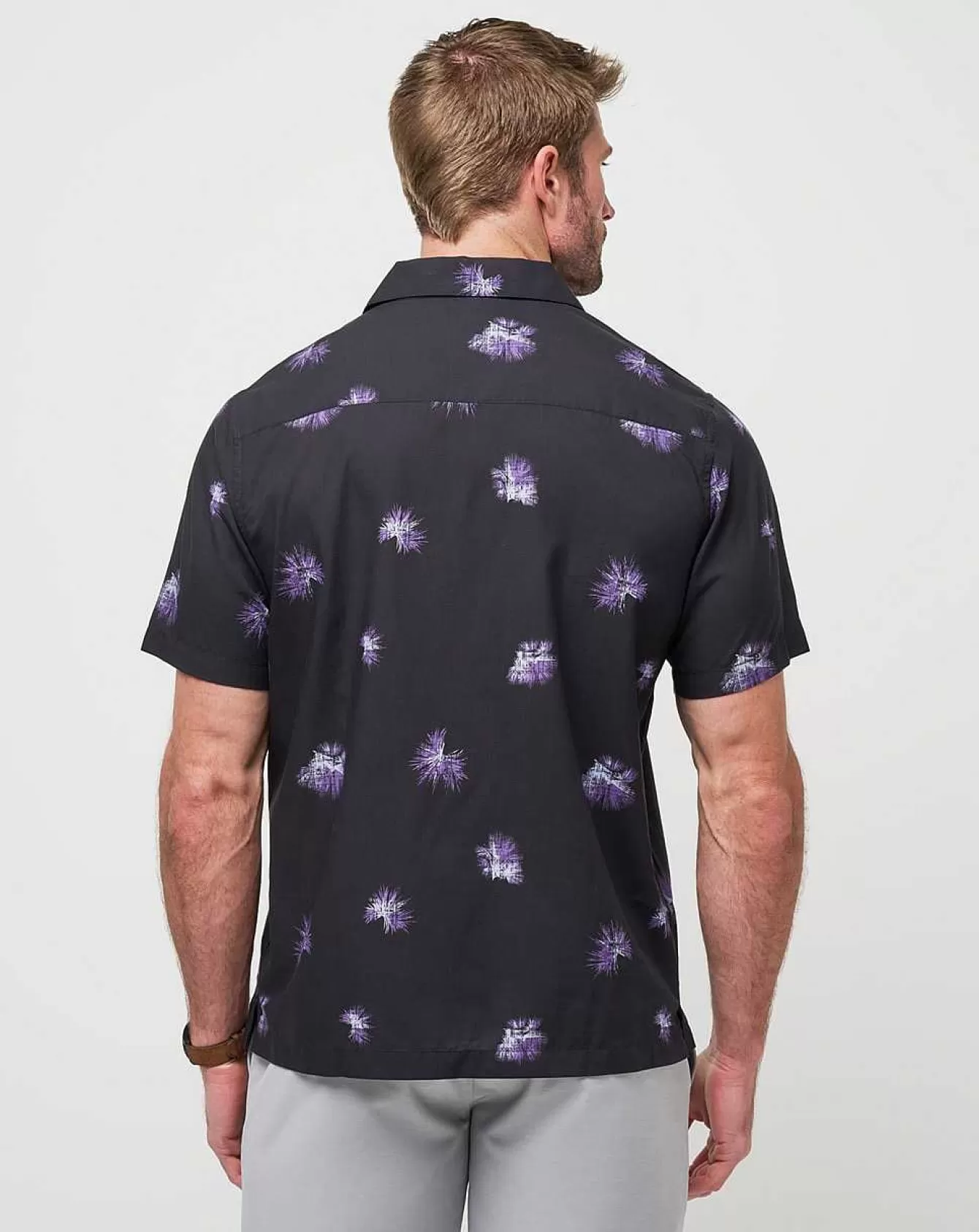 Cheap Casino Holiday Button-Up Polos