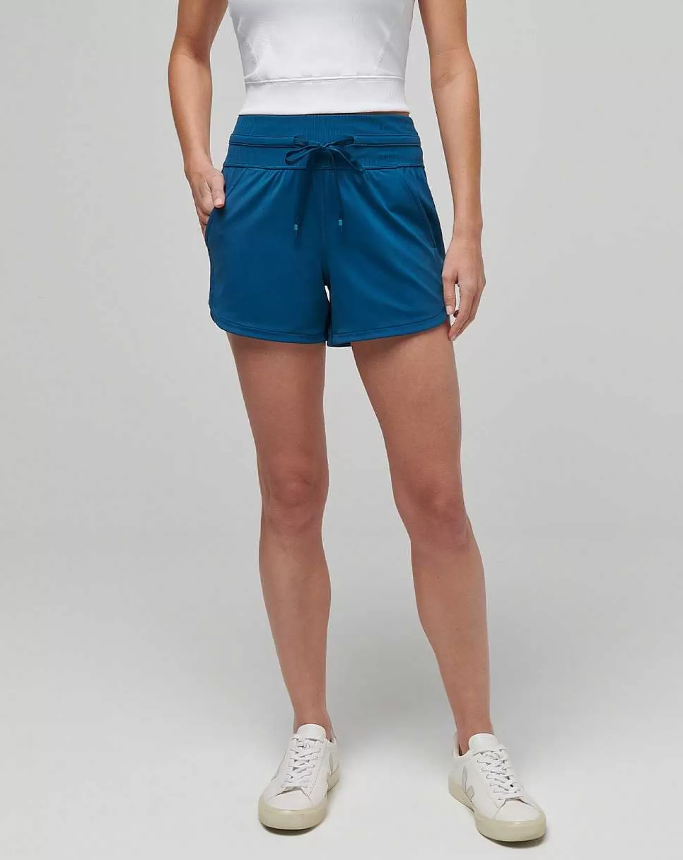 Fashion Moveknit Tie Short Shorts